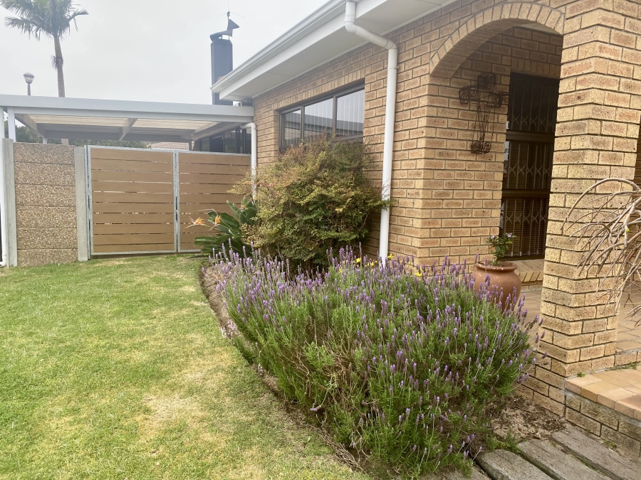 3 Bedroom Property for Sale in Sonstraal Heights Western Cape